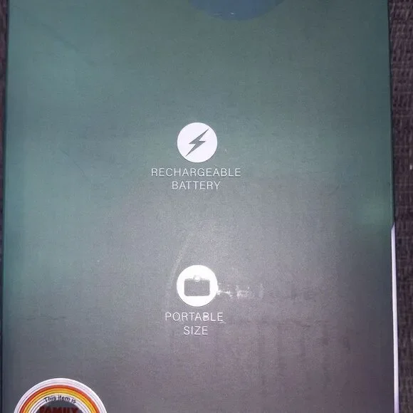 Panda Wireless Speaker With Earbuds - Picture 3 of 3